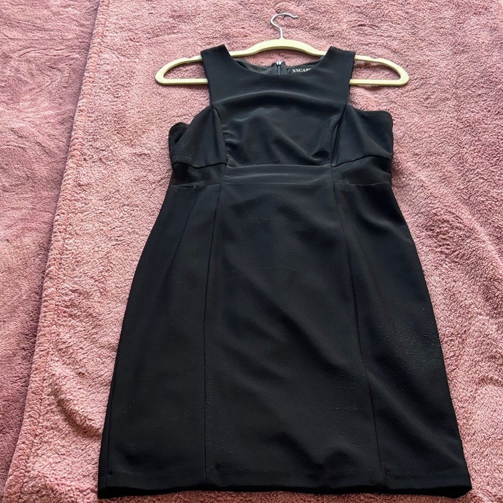 Xscape Black Sleeveless Mini Sheath Dress